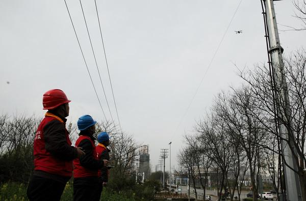 国网蒙城供电公司 无人机助力输电线路验收