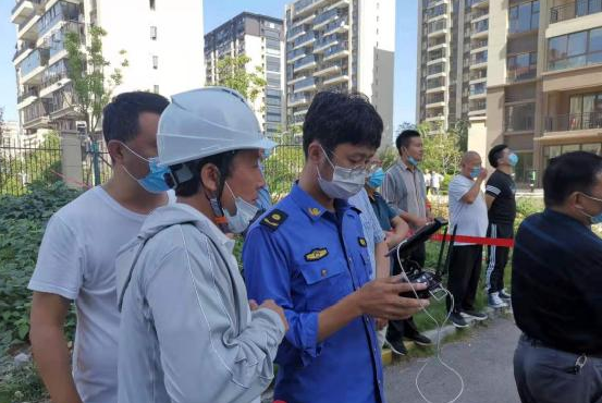 无人机助力执法 解决城市管理“顽症”