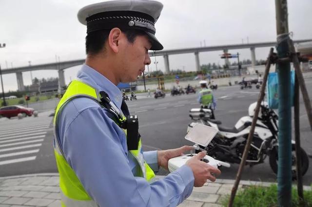 系留无人机空地一体交警执勤新模式